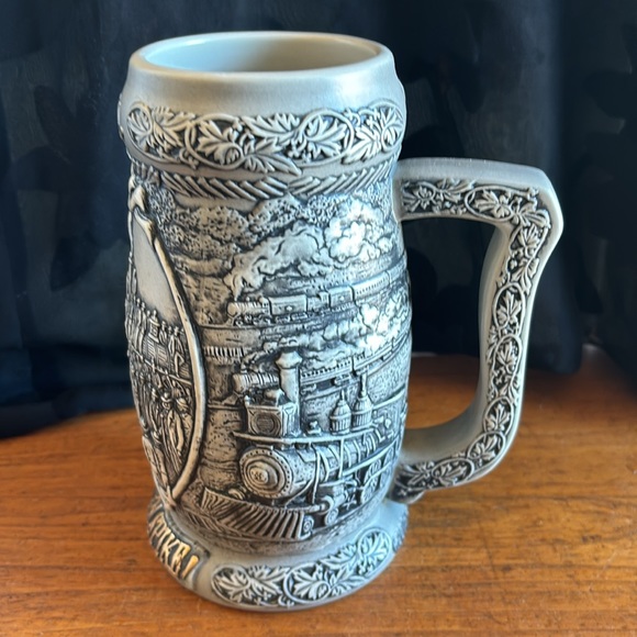 2001 Coor’s®️ Rocky Mountain Ironhorse Collection “The Golden Spike” 7” stein - Picture 5 of 13